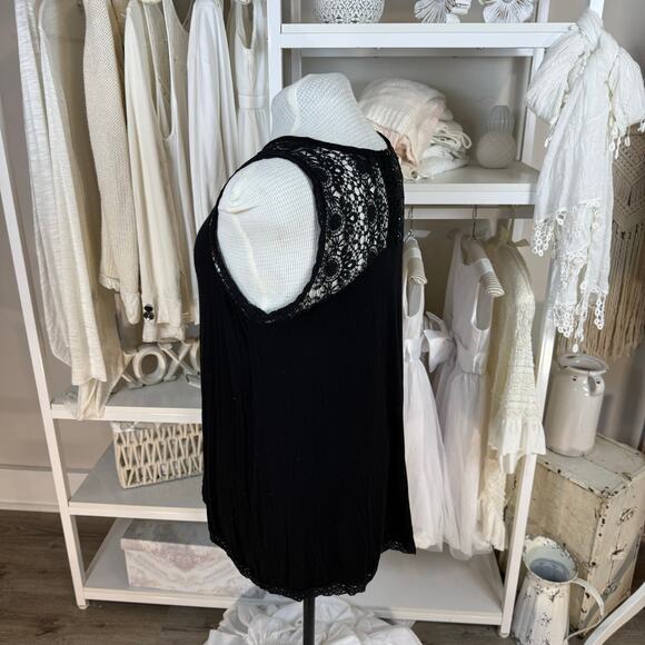 Lane Bryant size 18/20 black plus sz. sleeveless & lace top casual layering 4140 - Picture 3 of 10